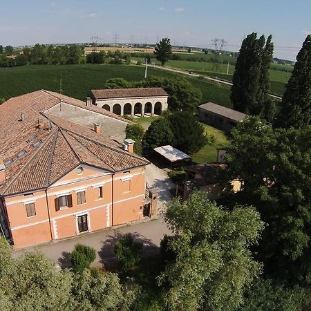 Agriturismo Corte Ponte Dei Tedeschi Ostiglia Exterior foto