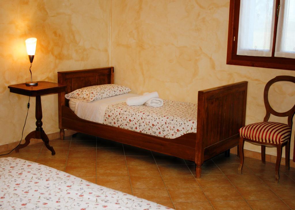 Agriturismo Corte Ponte Dei Tedeschi Ostiglia Quarto foto
