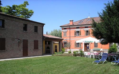 Agriturismo Corte Ponte Dei Tedeschi Ostiglia Exterior foto